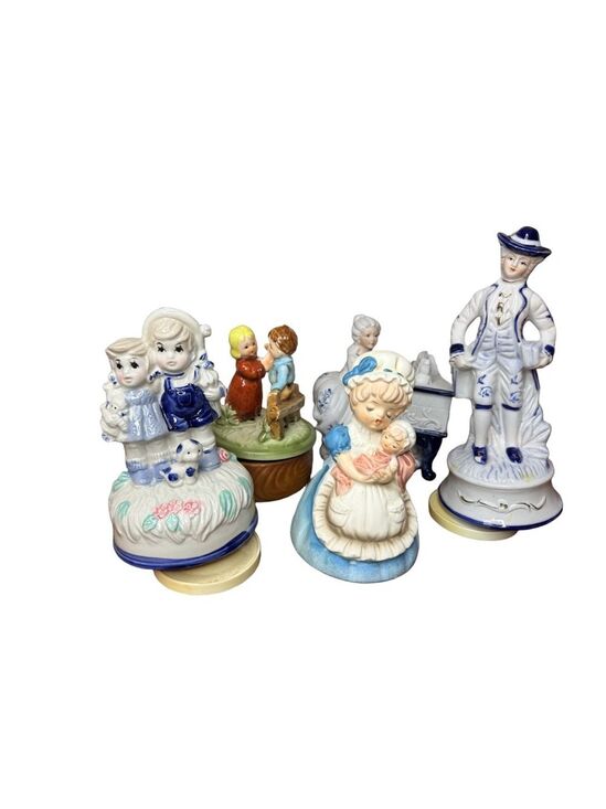 Sankyo Other - Vintage wind up musical Man woman piano boy girl baby 5 pieces 4 musical